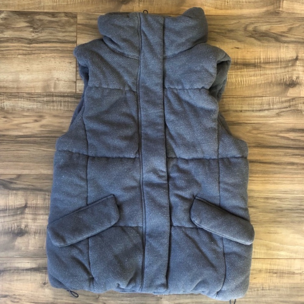 GAP Cozy Gray Puffy Funnel Neck Vest S
